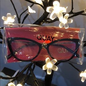 Quay Australia x JLO bluelight glasses LUSTWORTHY